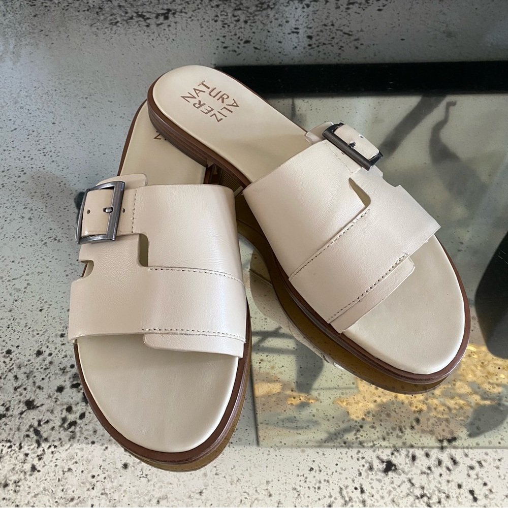 Naturalizer Women’s Sandals NWOT Never Worn